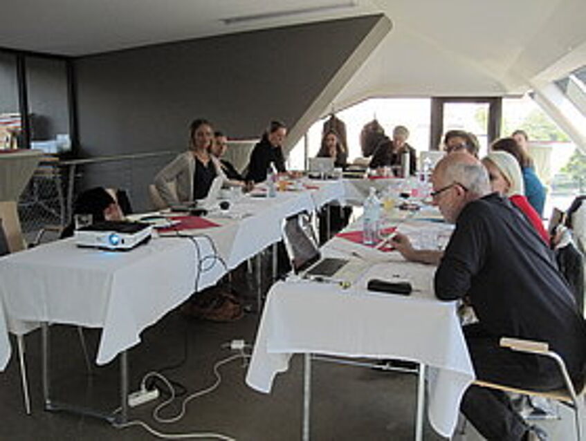 Discussions at the roof-top atelier 